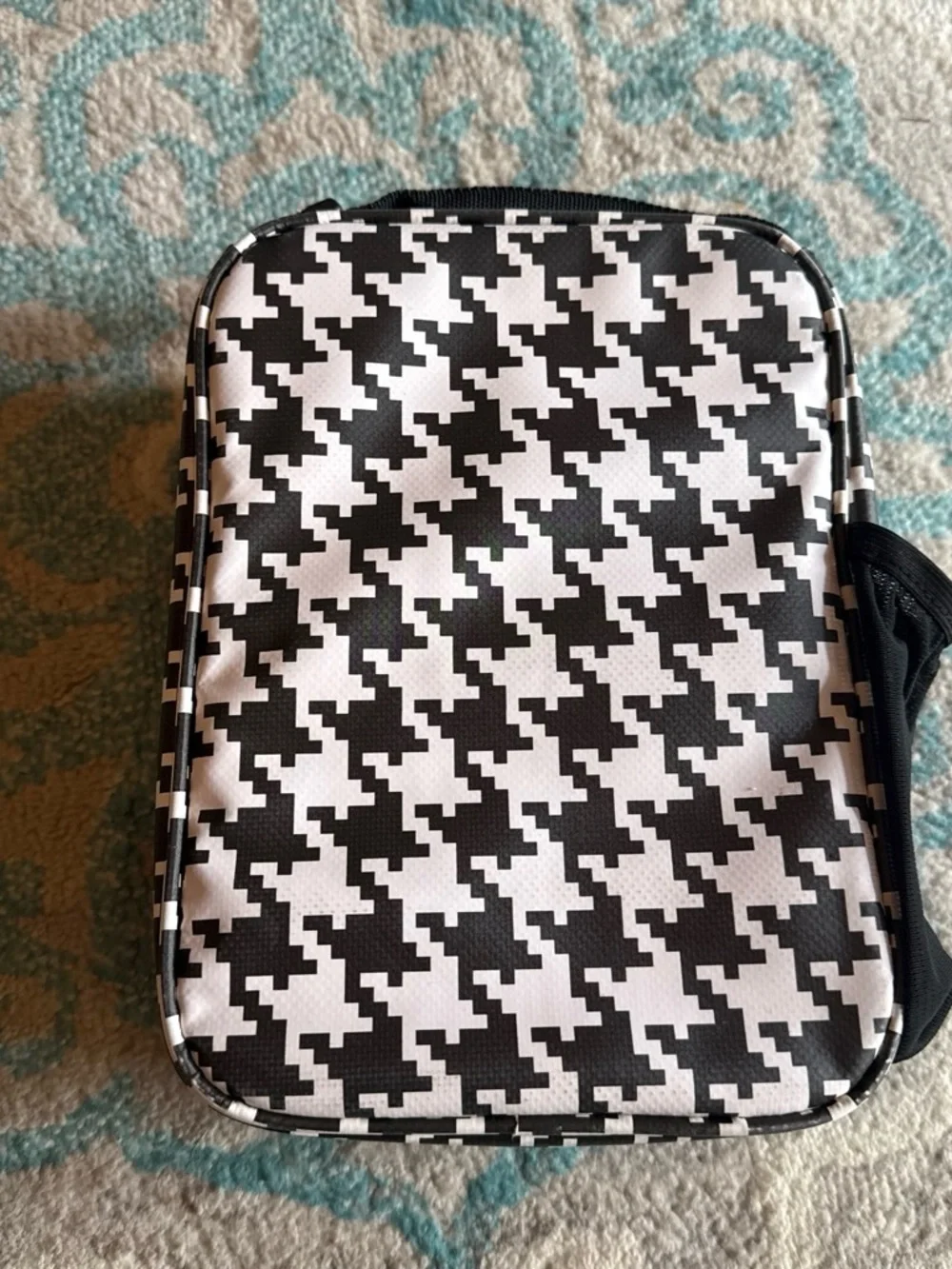 Swig Black & White Houndstooth Insulated Lunch Bag